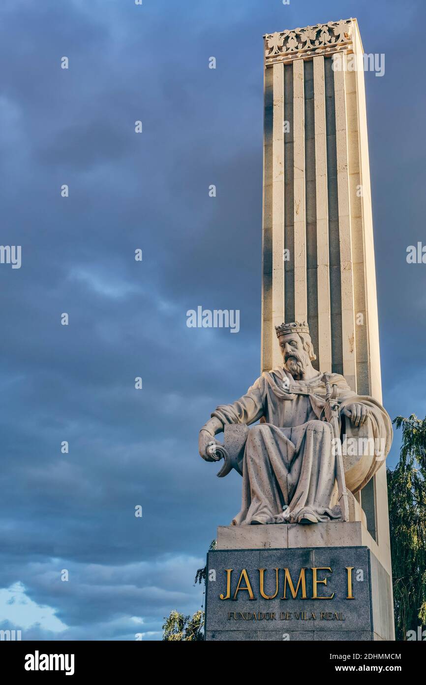 Statue von Jaume I auf dem Park des Königs Jaime I in der Stadt Villarreal, Castellon de la Plana, Valencia, Spanien, Europa Stockfoto