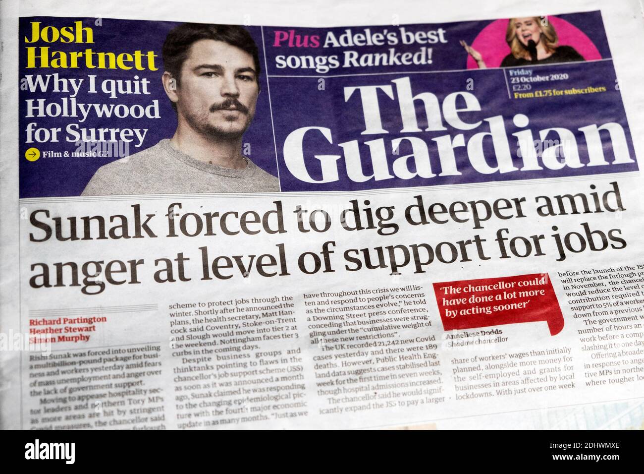 'Sunak gezwungen, tiefer zu graben inmitten Wut auf der Ebene der Unterstützung für Jobs' Guardian Titelseite Schlagzeile in London Großbritannien 23. Oktober 2020 Stockfoto