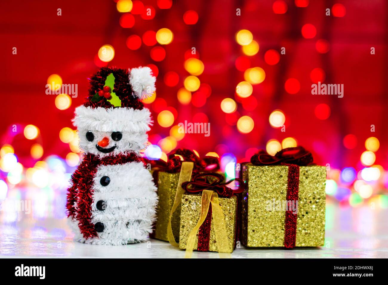 Glitzernde Geschenke Stockfotos und -bilder Kaufen - Alamy