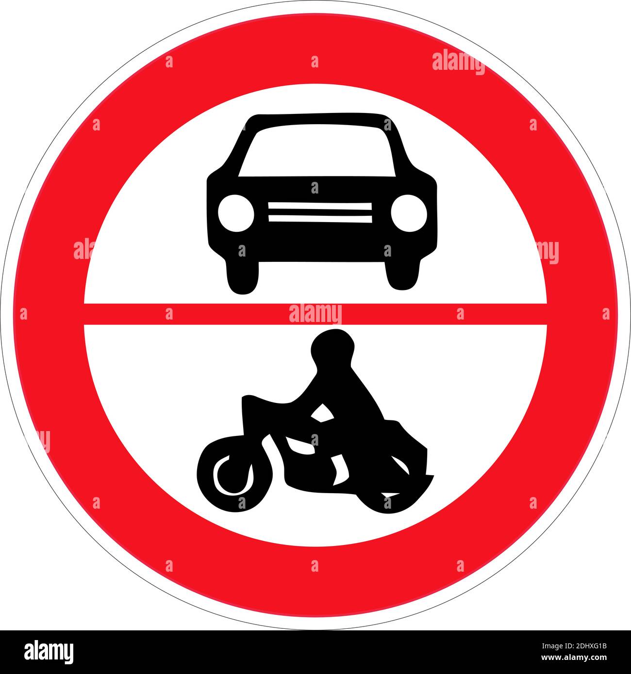 Verkehrszeichen verboten Eingang Auto und Motorrad. Verkehrszeichen  (Verkehrsverbot): Verbot von Motorrädern und Kraftfahrzeugen auf weißem  Hintergrund Stock-Vektorgrafik - Alamy