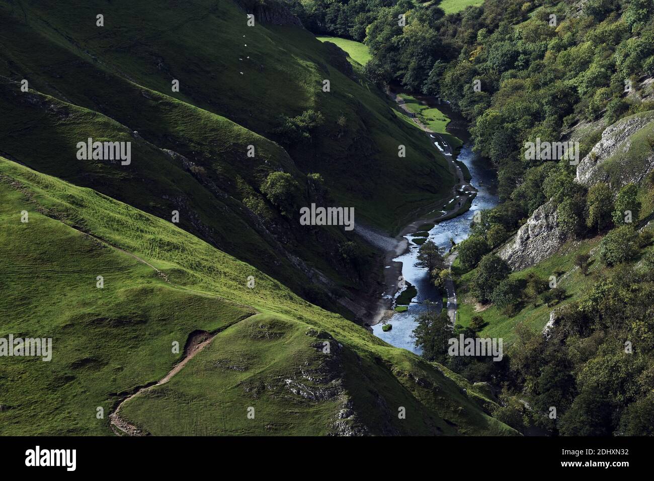 Dovedale Peak District Staffordshire Derbyshire England Vereinigtes Königreich Stockfoto