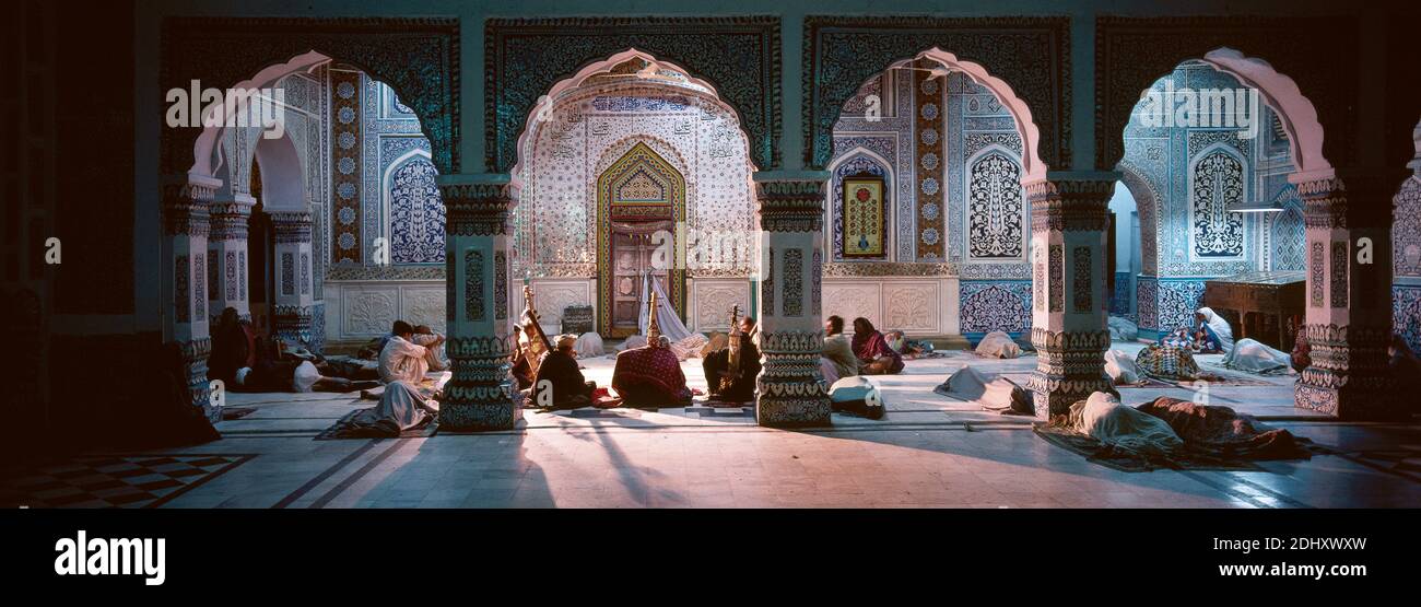 Pakistan Rufi Sufism in pakistan -Fotos und -Bildmaterial in hoher Auflösung – Alamy