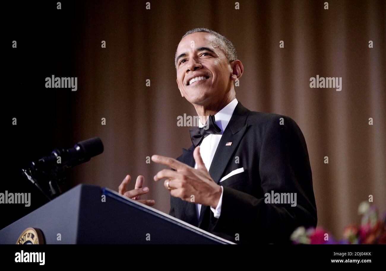 US-Präsident Barack Obama spricht während des jährlichen Abendessens der White House Correspondents' Association am 30. April 2016 im Washington Hilton Hotel in Washington, DC, USA.Dies ist Präsident Obamas achtes und letztes Dinner der White House Correspondents' Association Foto von Olivier Douliery/Pool/ABACAPRESS.COM Stockfoto