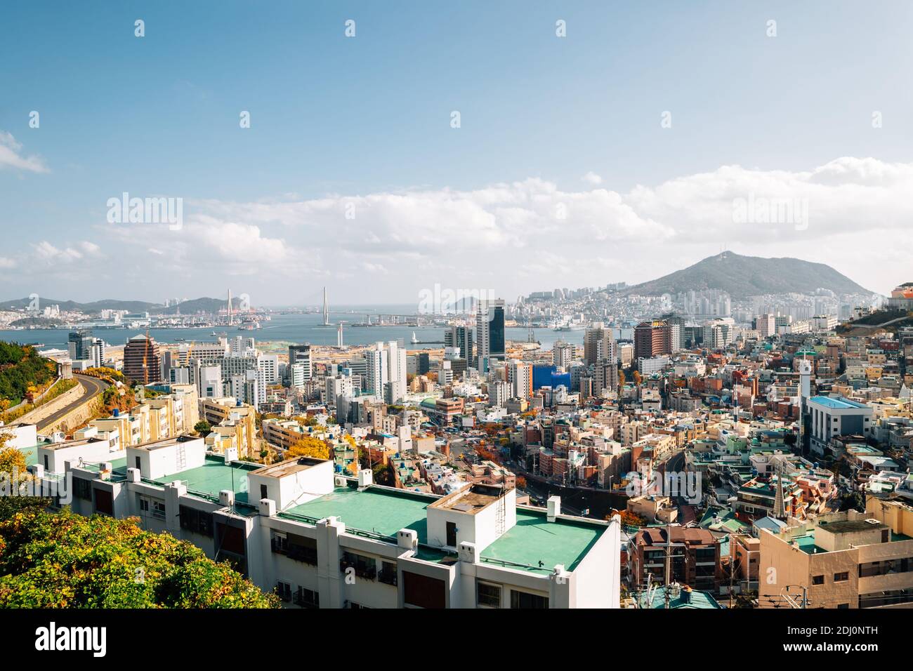 Panoramablick auf Busan Stadt und Meer in Busan, Korea Stockfoto
