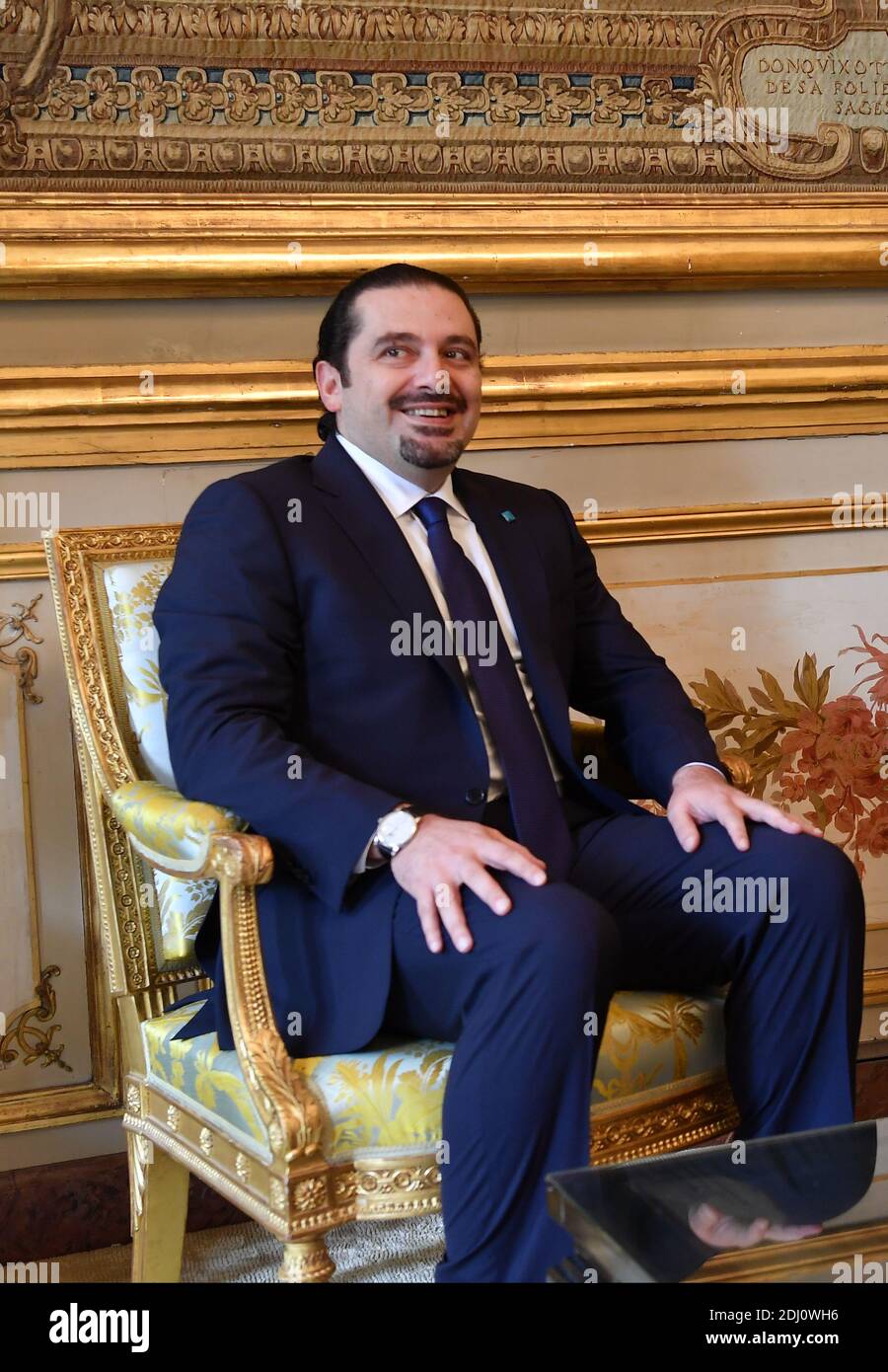 Der französische Präsident Francois Hollande und der ehemalige libanesische Premierminister Saad Hariri , Vorsitzender der parlamentarischen Mehrheit des Libanon, treffen sich am 17. Mai 2016 im Präsidentenpalast Elysee in Paris, Frankreich. Foto von Christian Liewig/ABACAPRESS.COM Stockfoto