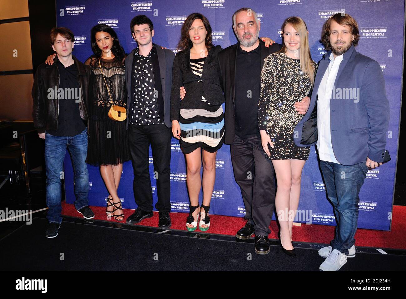 Vincent Rottiers, Zita Hanrot, Felix Moati, Sophie Letourneur, Philippe Jaenada, Deborah Francois und Alexandre Aja bei der Abschlussfeier des 5. Champs Elysees Film Festival im Publicis Cinema in Paris, Frankreich am 14. Juni 2016. Foto von Aurore Marechal/ABACAPRESS.COM Stockfoto