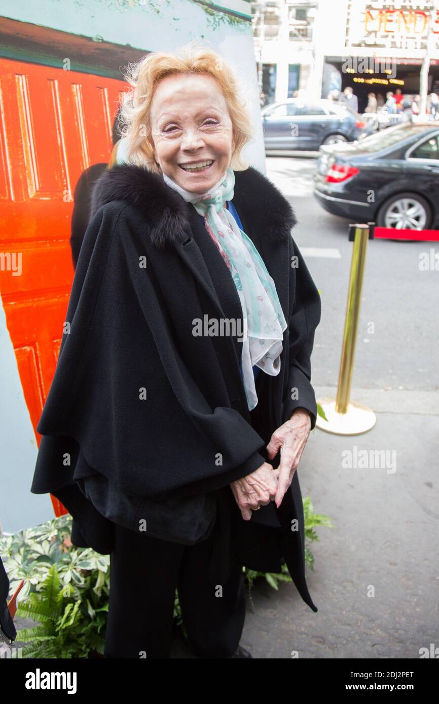 ISABELLE AUBRET - Einweihung des Place Henri Salvado Gesicht à l'Olympia. Foto von Nasser Berzane/ABACAPRESS.COM Stockfoto