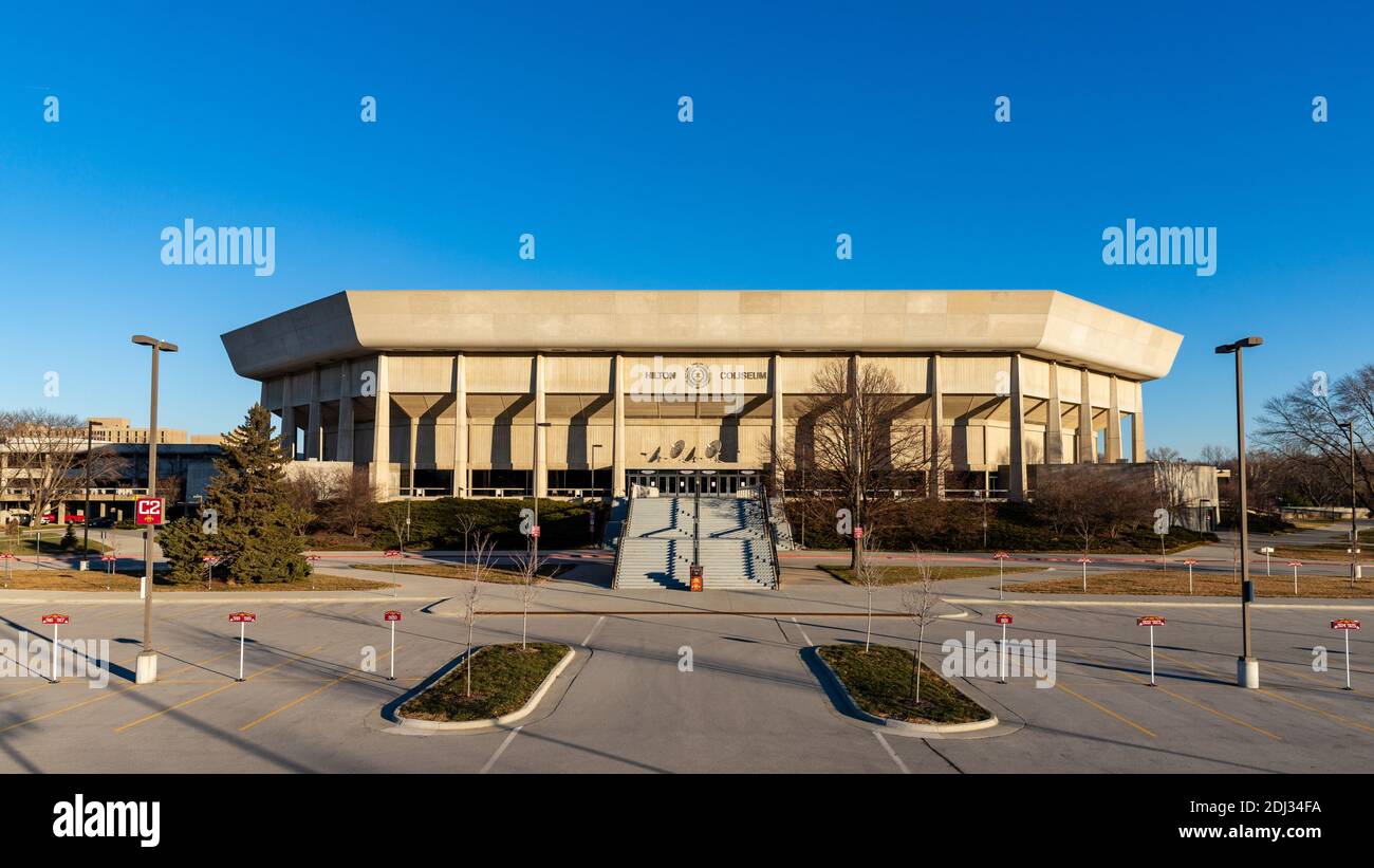 Ames, IA, USA - 4. Dezember 2020: Hilton Coliseum auf dem Campus der Iowa State University Stockfoto