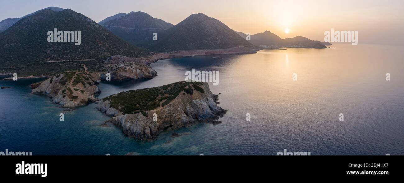 Peristeri strand Fotos und Bildmaterial in hoher Auflösung Alamy