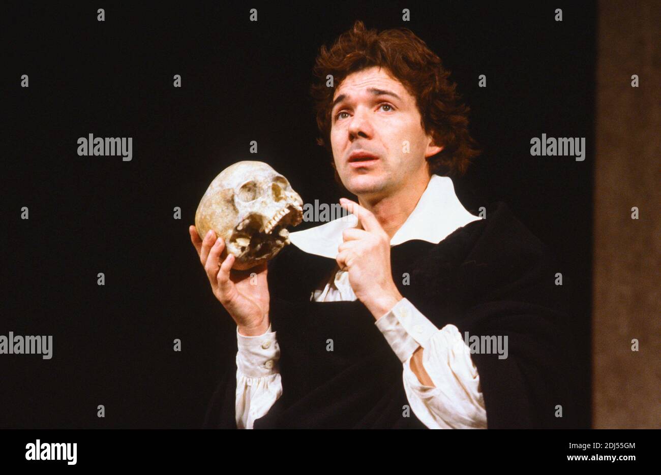 Frank Grimes (Hamlet) in HAMLET von Shakespeare im Theatre Royal Stratford East, London E15 20/05/1981 Design: Jocelyn Herbert Beleuchtung: Alan Jacobi Regie: Lindsay Anderson Stockfoto