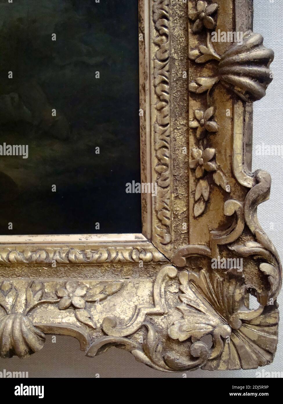 Britisch oder irisch, Rahmen im provinziellen Louis XV-Stil, unbekannter framemaker, 2. Und 3. Viertel des 18. Jahrhunderts, geschnitztes Holz, original Öl, Wasservergoldung und geschliffener Fries Stockfoto