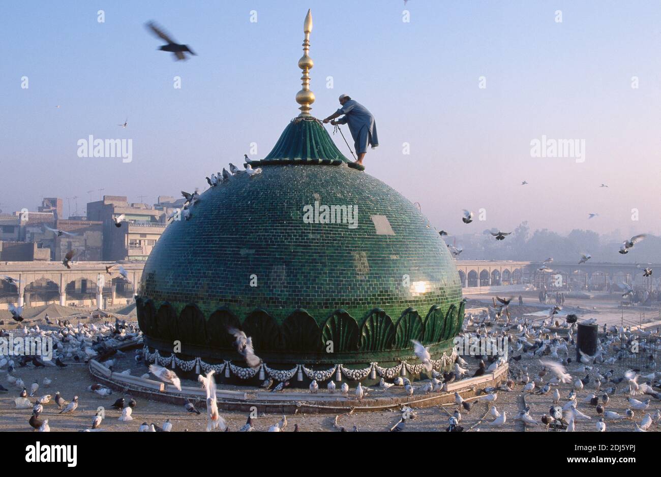 Data Darbar der größte Sufi-Schrein in Südasien, Lahore, Punjab, Pakistan. Daten Darbar Lahore Punjab Pakistan Stockfoto