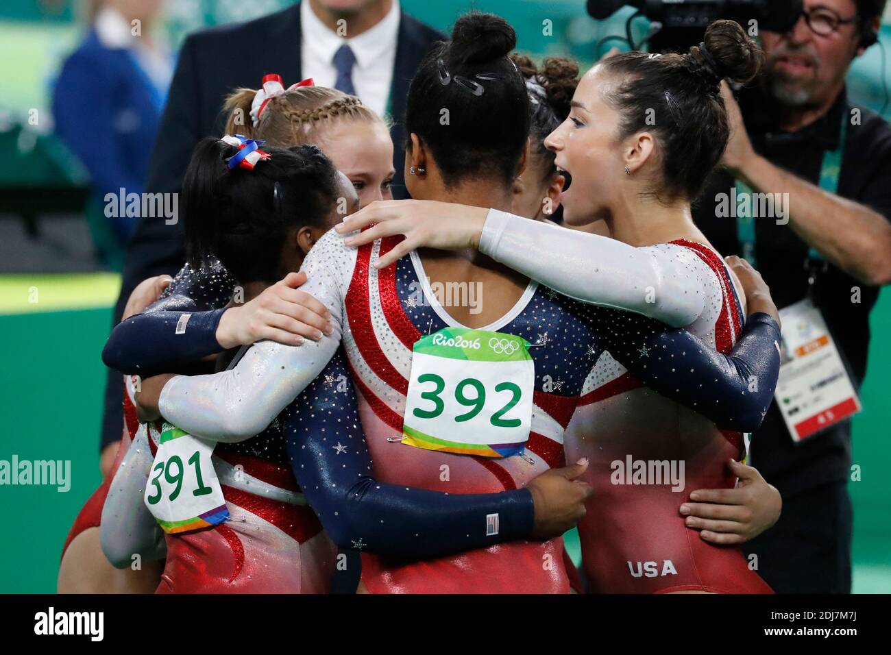 Simone Biles Aus Den Usa Der Superstar Des Us Women Gymnastics Teams Der Am 9 August 16 Das Artistic Gymnastics Women S Team In Der Rio Olympic Arena Rio Brasilien Gewann Foto Von Simone Biles Aus Den Usa Der Superstar Des Us Women Gymnastics Teams Der Am 9 August 16 Das Artistic Gymnastics Women S Team In Der Rio Olympic Arena Rio Brasilien Gewann Foto Von