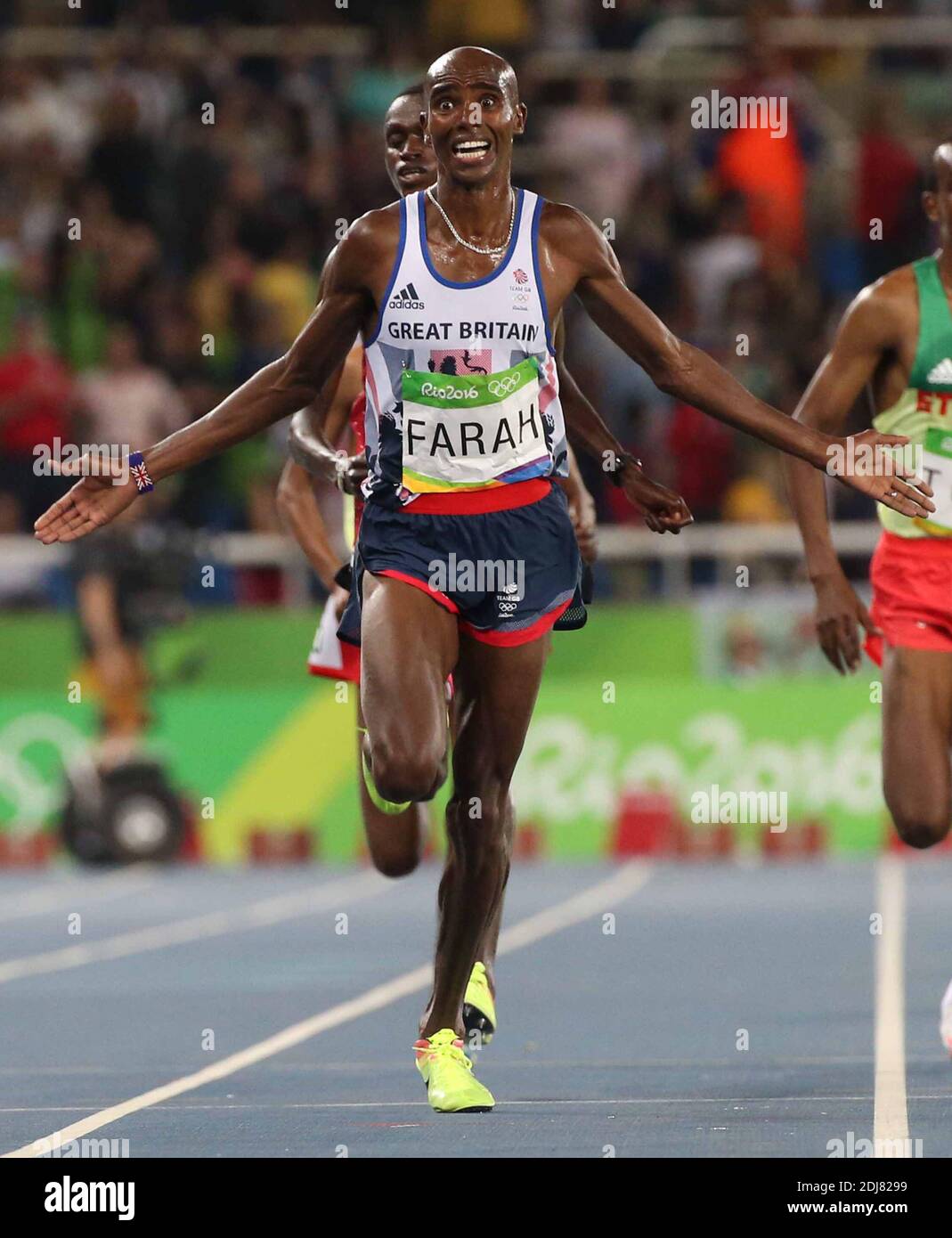 Mo Farah aus Großbritannien gewinnt die 10.000 m in den letzten Tagen der Olympischen Sommerspiele 2016 in Rio de Janeiro, Brasilien, am 2016. August. Foto von Giuliano Bevilacqua/ABACAPRESS.COM Stockfoto