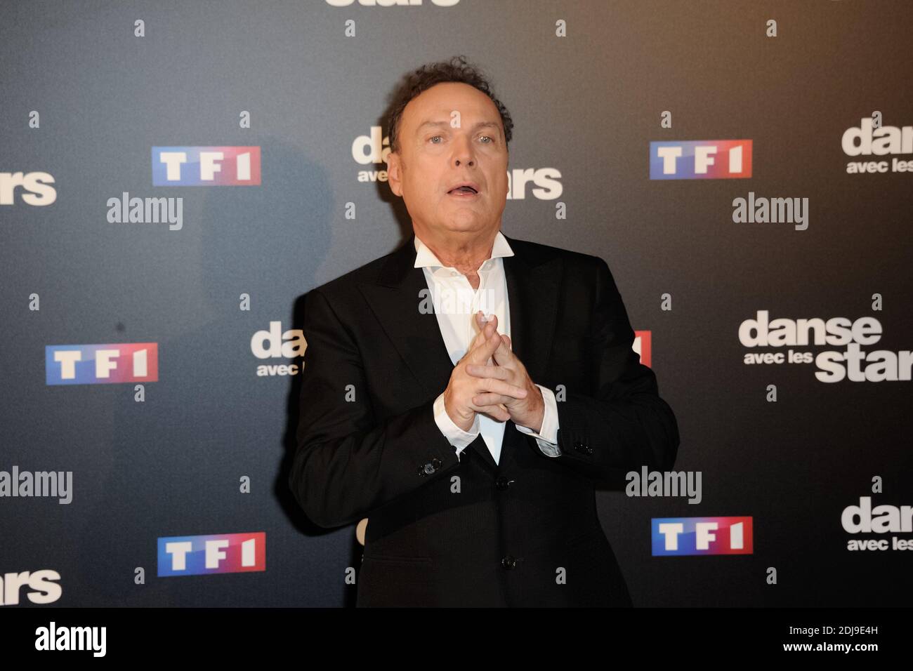 Julien lepers pose au photocall Danse avec les Stars a TF1 a Paris, France, le 28 septembre 2016. Foto von Alban Wyters/ABACAPRRESS.COM Stockfoto