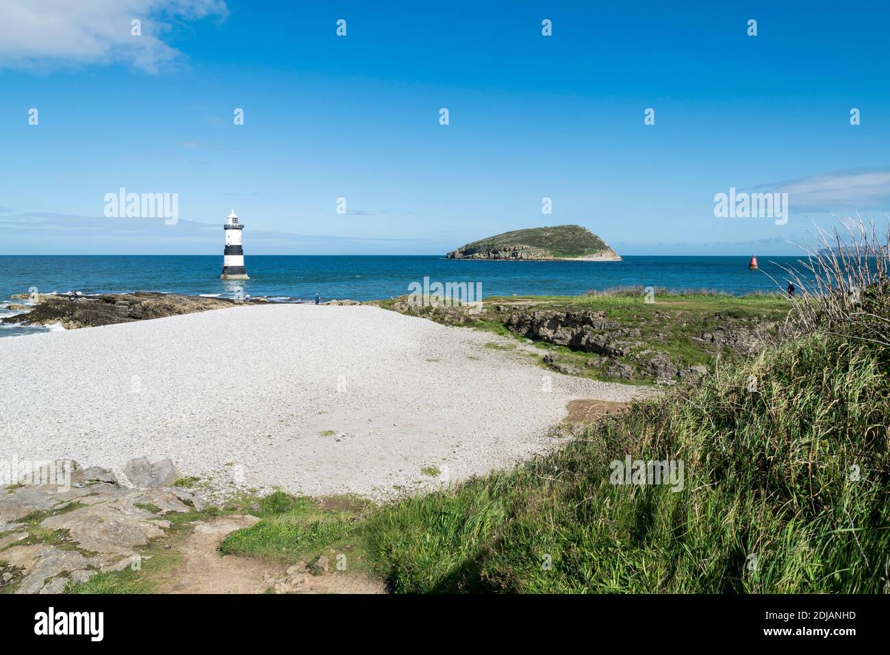 Penmon Leuchtturm Trwyn Du auf der Insel Anglesey Sir Ynys Mon North Wales Großbritannien Stockfoto