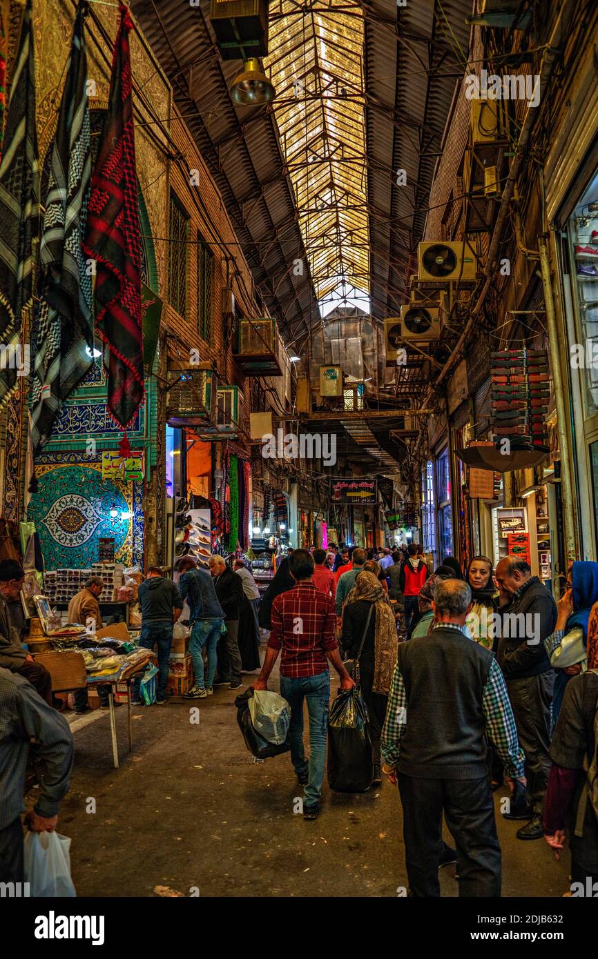 Innenraum des Großen Bazaars von Teheran, Iran Stockfoto