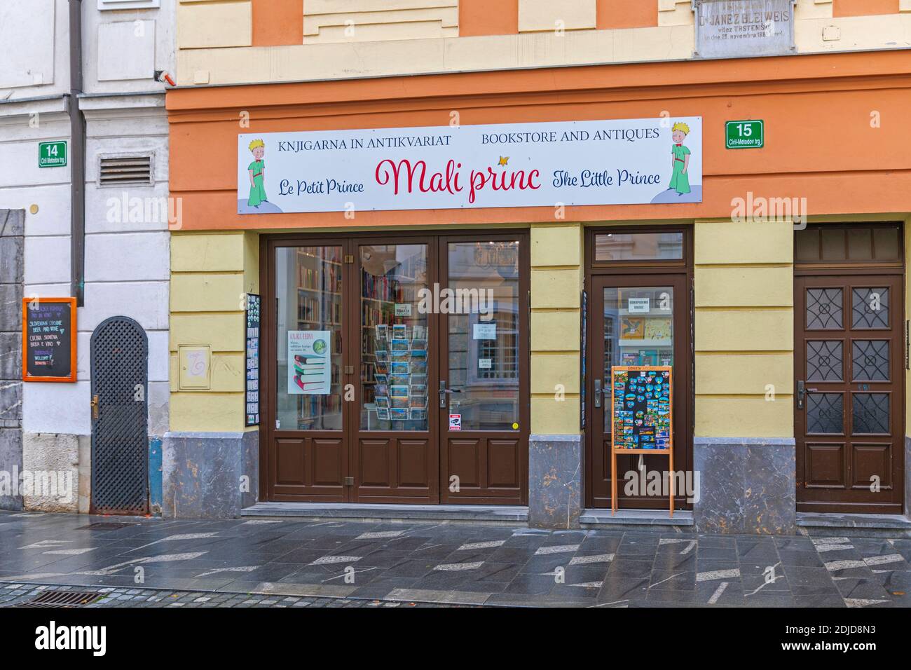 Ljubljana, Slowenien - 4. November 2019: Buchhandlung und Antiquitäten der kleine Prinz in Ljubljana, Slowenien. Stockfoto