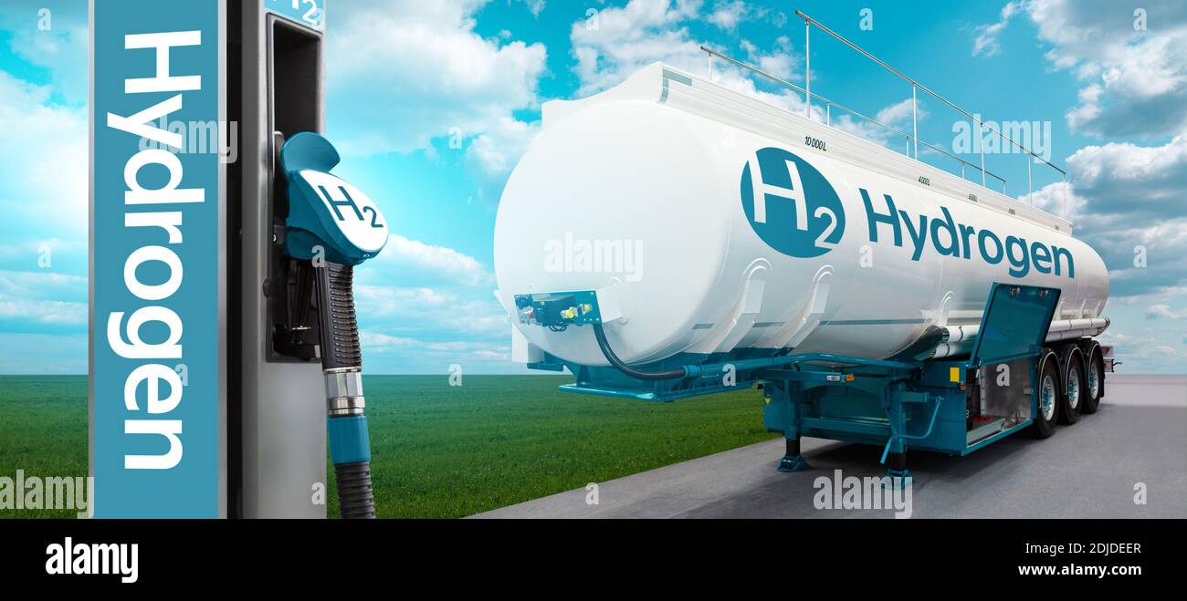 Tanklager mit Wasserstoff und H2-Tankstelle auf dem Hintergrund eines grünen Feldes und blauen Himmels. Erneuerbare Energien Stockfoto