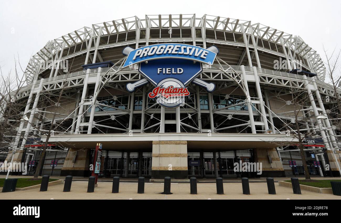 Cleveland, Usa. Dezember 2020. Ein Blick auf Cleveland Indians Progressive Field in Cleveland, Ohio am Montag, 14. Dezember 2020. Das Team kündigte heute an, es wird den Prozess der Namensänderung nach Jahrzehnten der Gegenreaktion über den aktuellen Namen, die einige für rassistisch. Foto von Aaron Josefczyk/UPI Credit: UPI/Alamy Live News Stockfoto