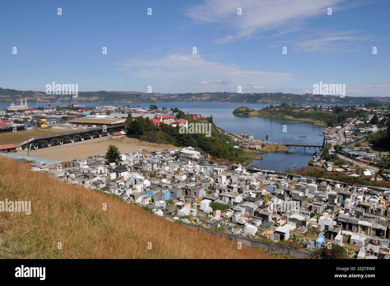 Südamerika, Chile, Chiloe Island, Castro, Übersicht, Friedhof Stockfoto