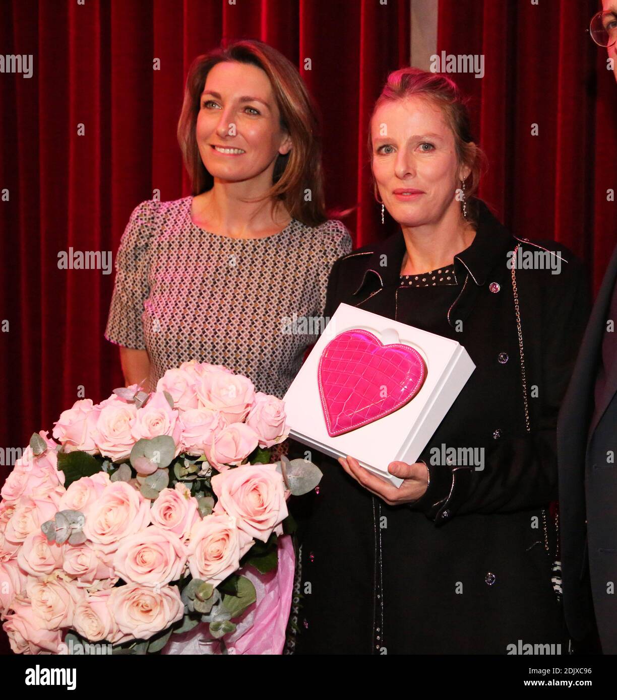 Paris, Generation Femmes d'influence 2016. Soiree de la remise des prix de la femme d'influence, en Presence de nombreuses personalite, parmi lesquelles, Karin Viard, Natacha Bouchard, Maud Bailly, Virginie Morgon, Laetitia Gazel-Anthoine, Anne-Claire Coudray, Pascale de la Tour du Pin, Jean-Louis Debre, Valerie Pecresse, Frederic Bouchet Lenoire, Pegia. Remise de prix dela femme d'influence Coup de Coeur a Karin Viard commedienne, remis de prix dela femme d'influence politique a Natacha Bouchard, Remise de prix dela femme politique espoir a Maud Bailly, remis de prix d Stockfoto