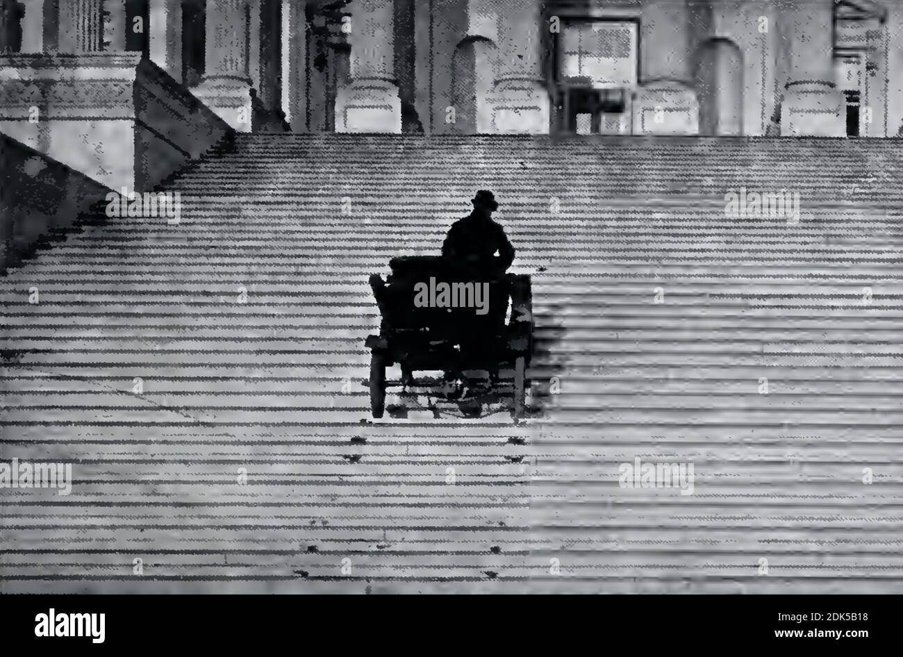 Vintage-Foto von einem Mann, der ein Auto die Stufen des Kapitolgebäudes, das weiße Haus, in Washington DC fährt Stockfoto