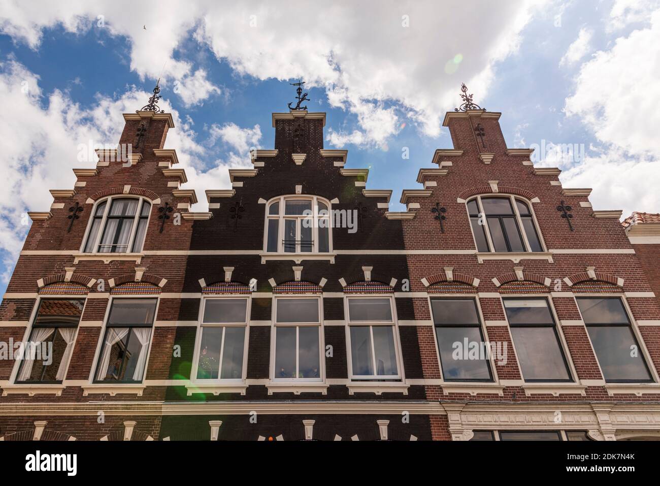 Ein Tag in Holland: Sonnenaufgang im Polder, Citywalk in Dordrecht. Stockfoto