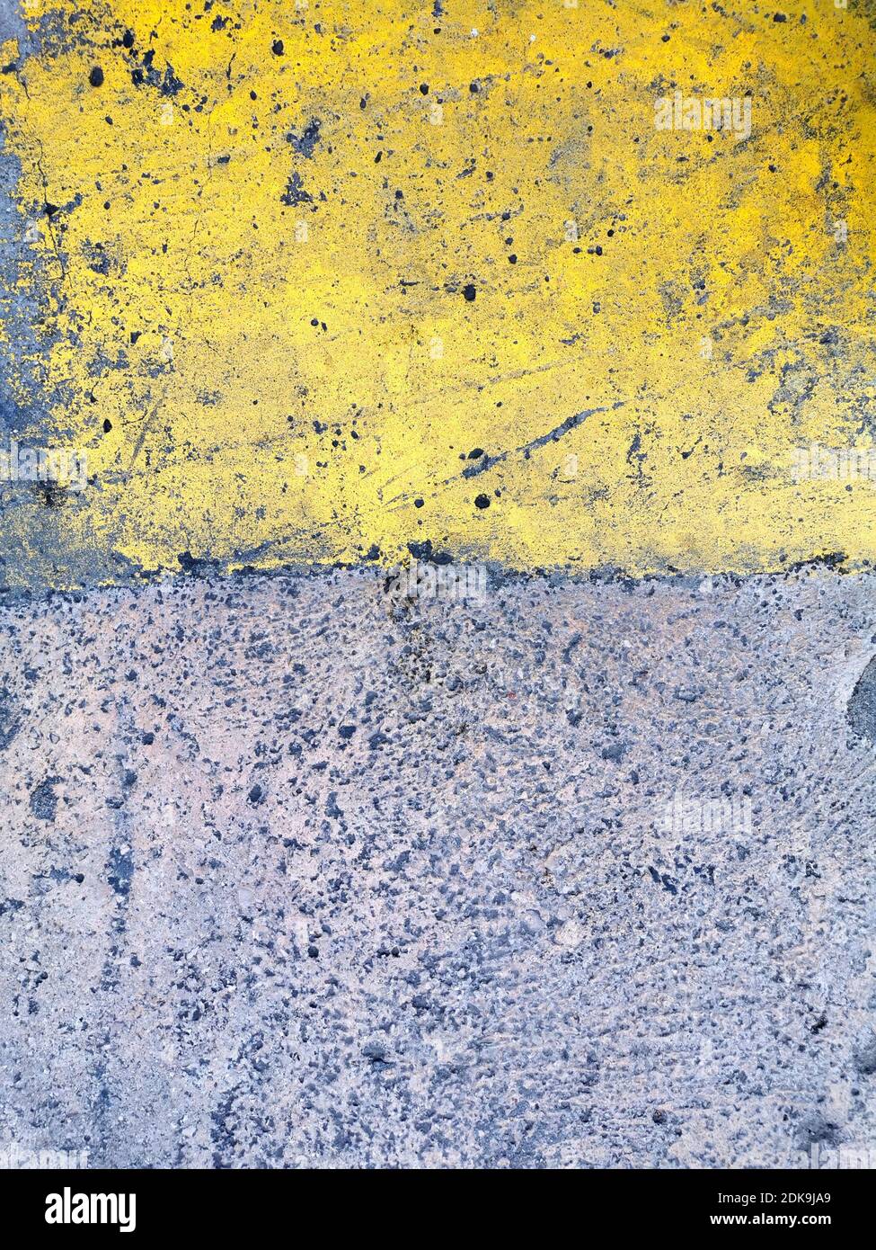 Farbkombination Gelb und Grau. Abstrakter Hintergrund und Formen. Palettenjahr 2021 Stockfoto