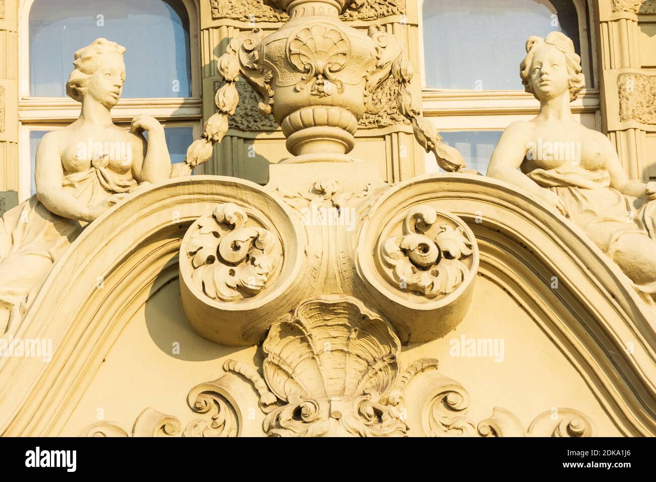 Praha, Detail auf der Straße Masarykovo nabrezi (Masaryk Uferstraße), Jugendstilhaus in Nove Mesto, Neustadt, Praha, Prag, Prag, Prag, Tschechien, Tschechien Stockfoto