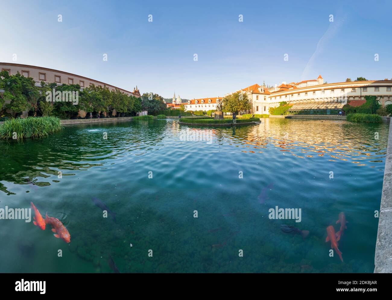 Praha, Wallenstein Palast Garten (Valdstejnsky palac), heute Senat der Tschechischen Republik, Teich in Mala Strana, Kleinseite, Praha, Prag, Prag, Prag, Tschechisch Stockfoto