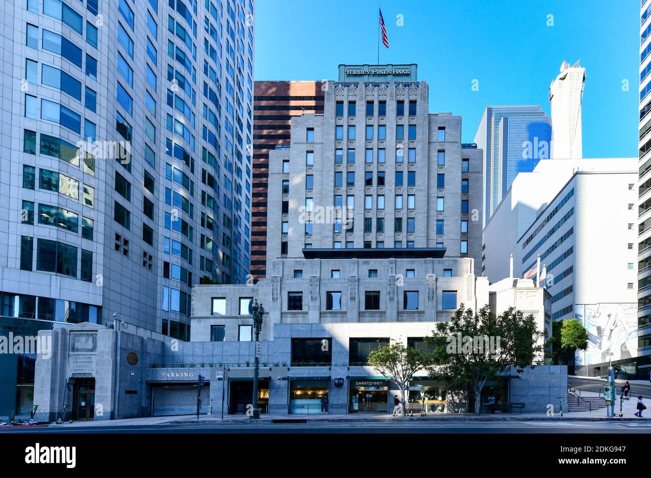 Los Angeles, Kalifornien USA - 26. August 2020: Das CalEdison Gebäude, ehemals One Bunker Hill, wurde 1931 für die Southern California Edison Comp Stockfoto