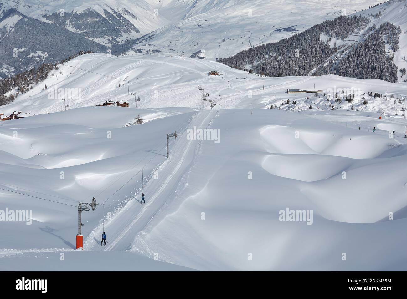 Skipisten in den Alpen Stockfoto