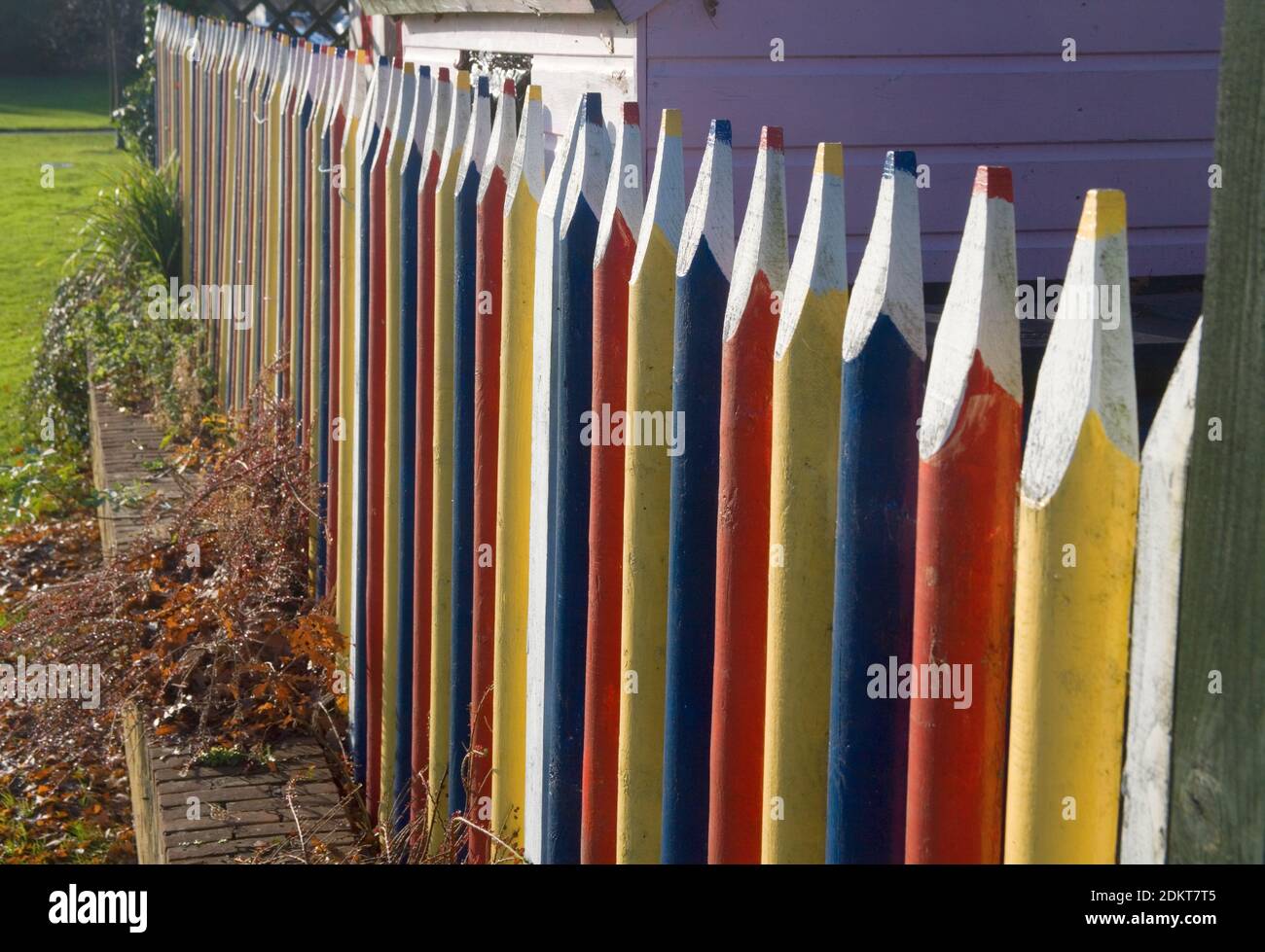 Zaun Der Kinder Stockfotos Und Bilder Kaufen Alamy