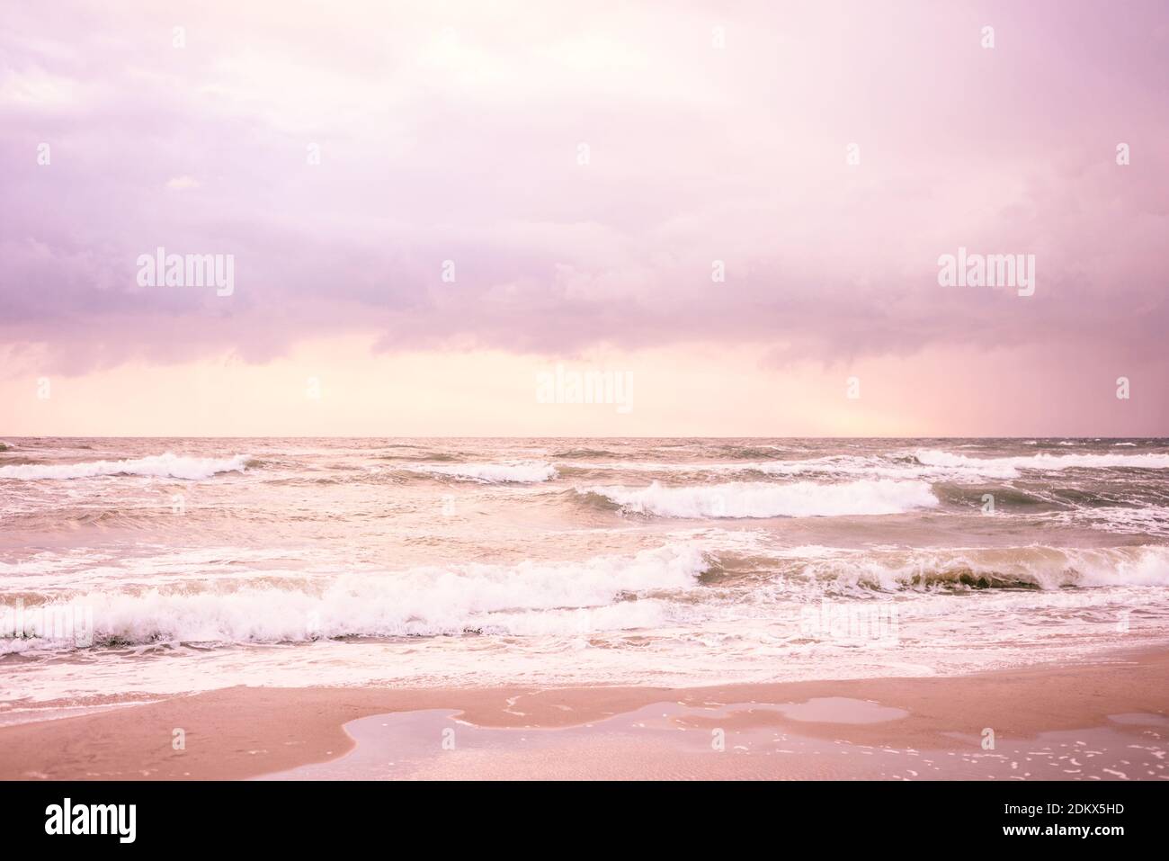 Landschaft Meer mit Wellen, stilisiert Stockfoto