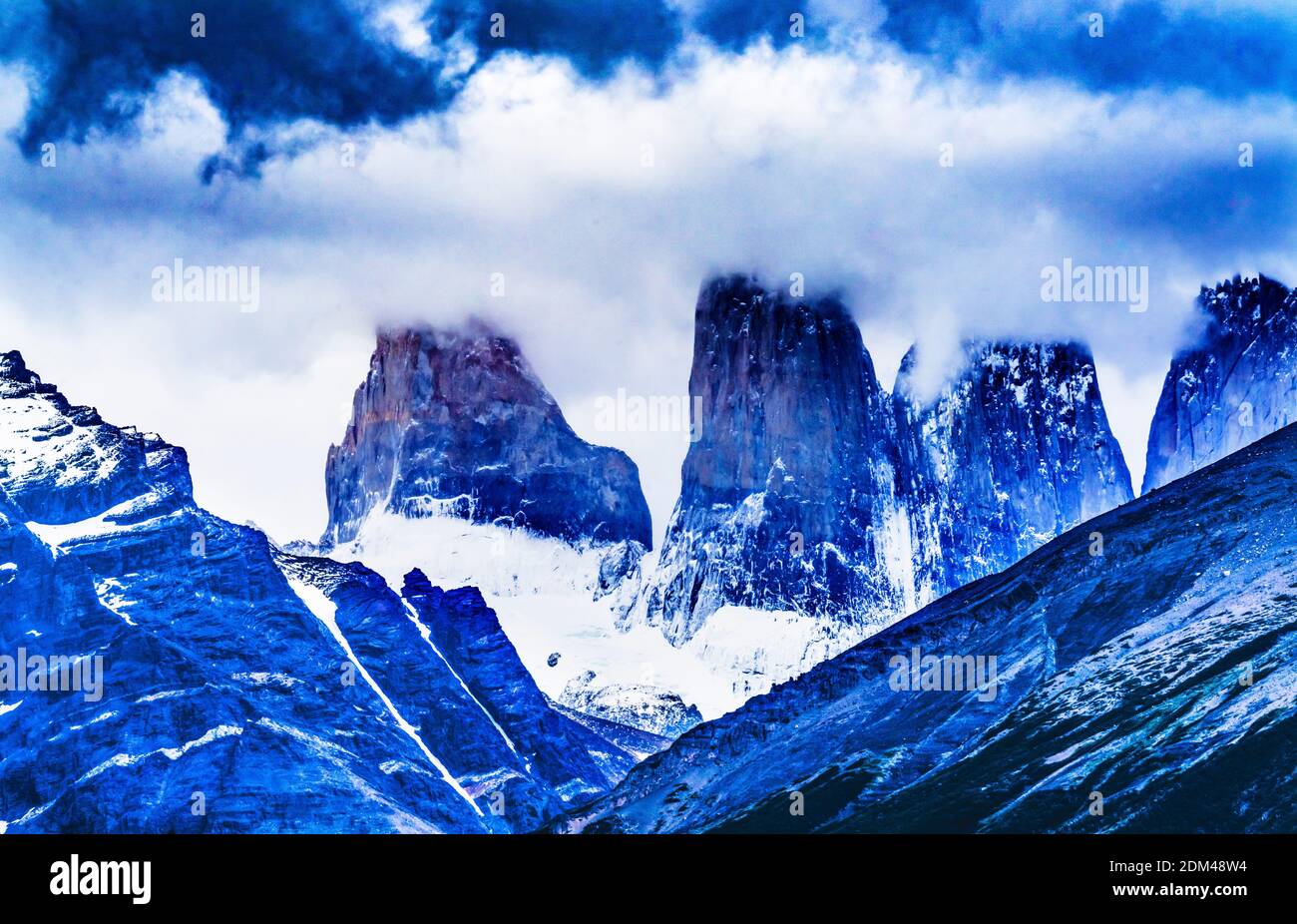 Türme von Paine Granitplatten Torres del Paine Nationalpark Patagonien Chile Stockfoto