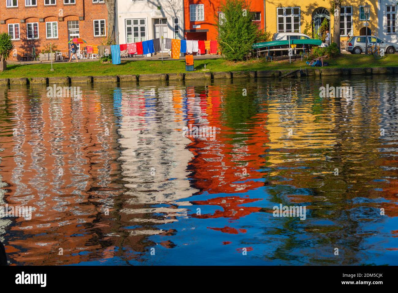 An der Obertrave, eine beliebte Travenstraße, Hansestadt Lübeck, UNESCO-Weltkulturerbe, Schleswig-Holstein, Norddeutschland, Europa Stockfoto