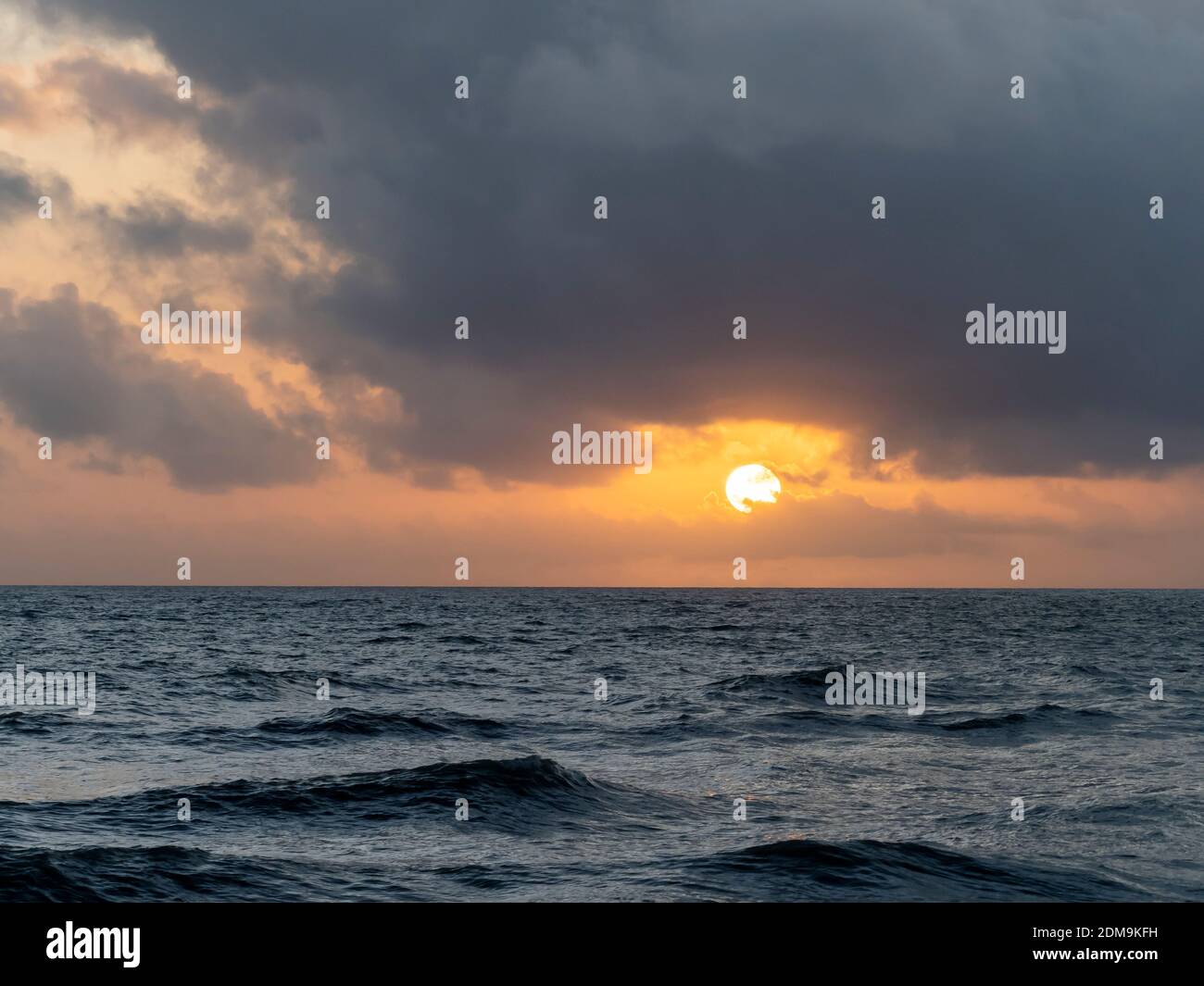 Sonnenuntergang über dem Golf von Mexiko von Sanibel Island Florida In den Vereinigten Staaten Stockfoto