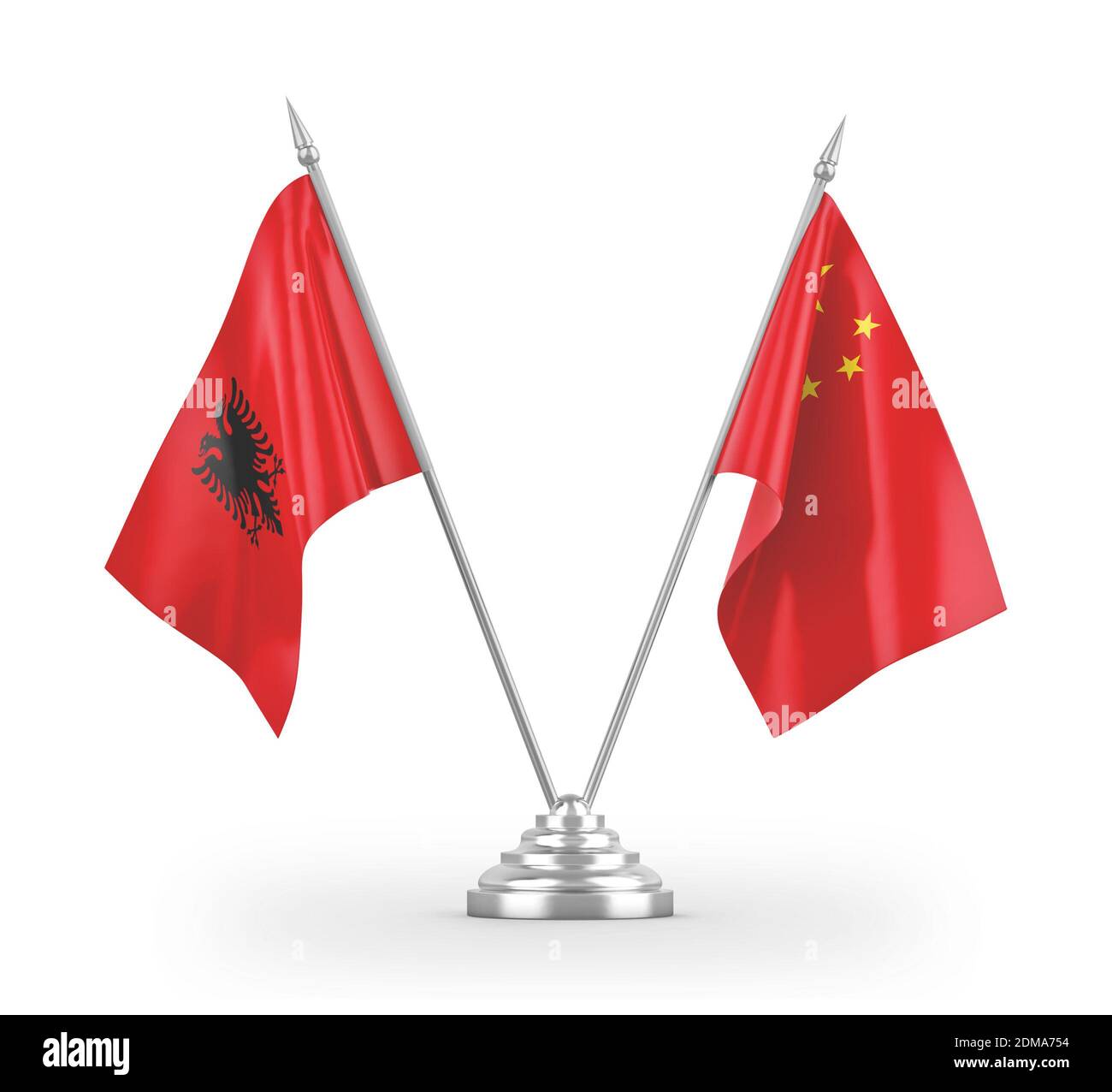 China und Albanien Tischflaggen isoliert auf weißem 3D-Rendering Stockfoto