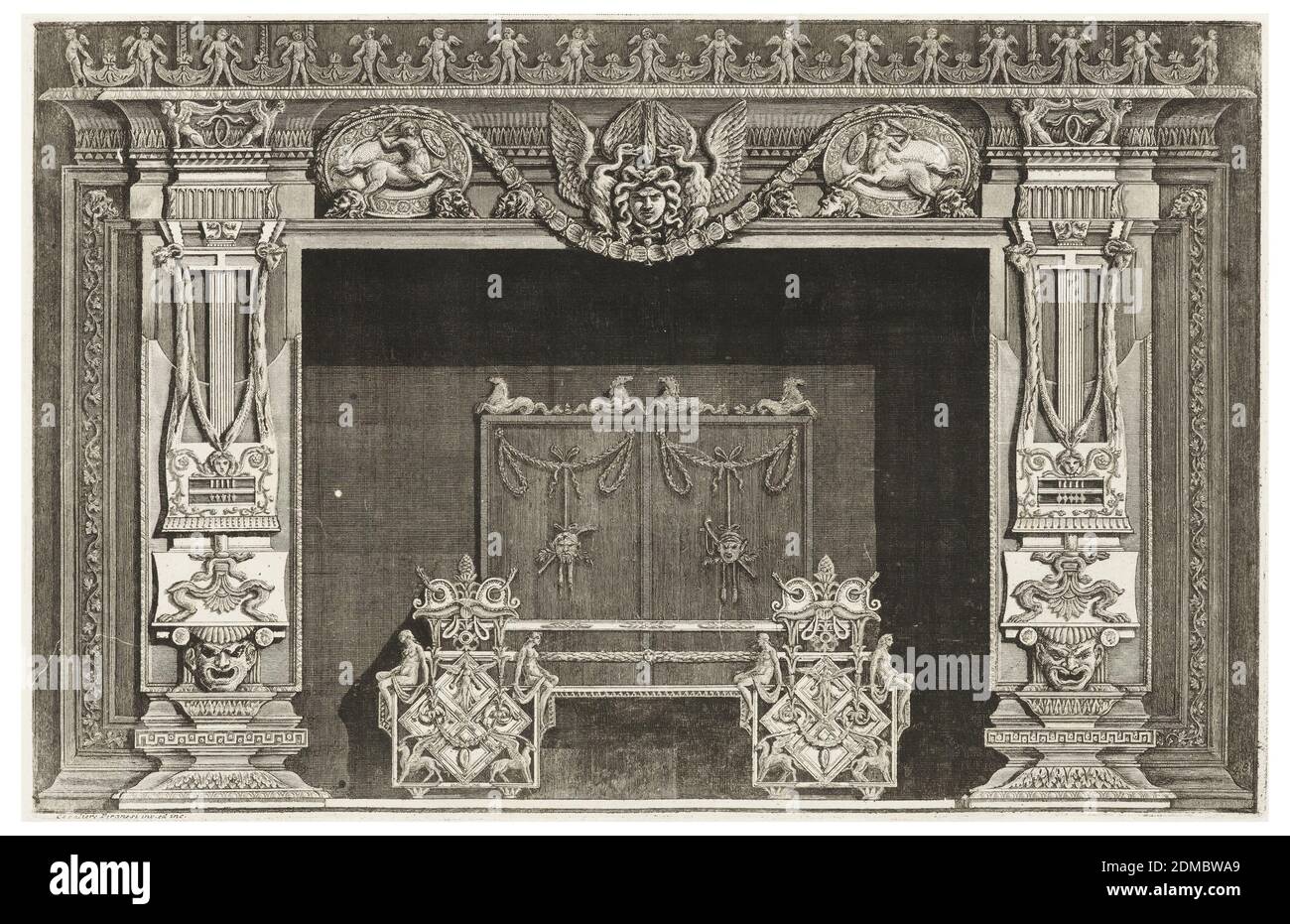 Chimneypiece, from Diverse Maniere d'adornare i cammini, Giovanni Battista Piranesi, italienisch, 1720–1778, Radierung auf Papier, das Bild zeigt ein Chimneypiece mit weiblichen Figuren und Masken, die die Andironen schmücken. Die Pfosten bestehen aus griechischen Schlüsseln, Masken und anderen zusammengesetzten klassischen Symbolen. Der Mantel ist in der Mitte mit einem medusa-ähnlichen Kopf geschmückt, flankiert von Schwanen und dann Satyrn. Oben ist ein Fries von geflügelten Putti., Italien, 1769, Architektur, gebundener Druck, gebundener Druck Stockfoto