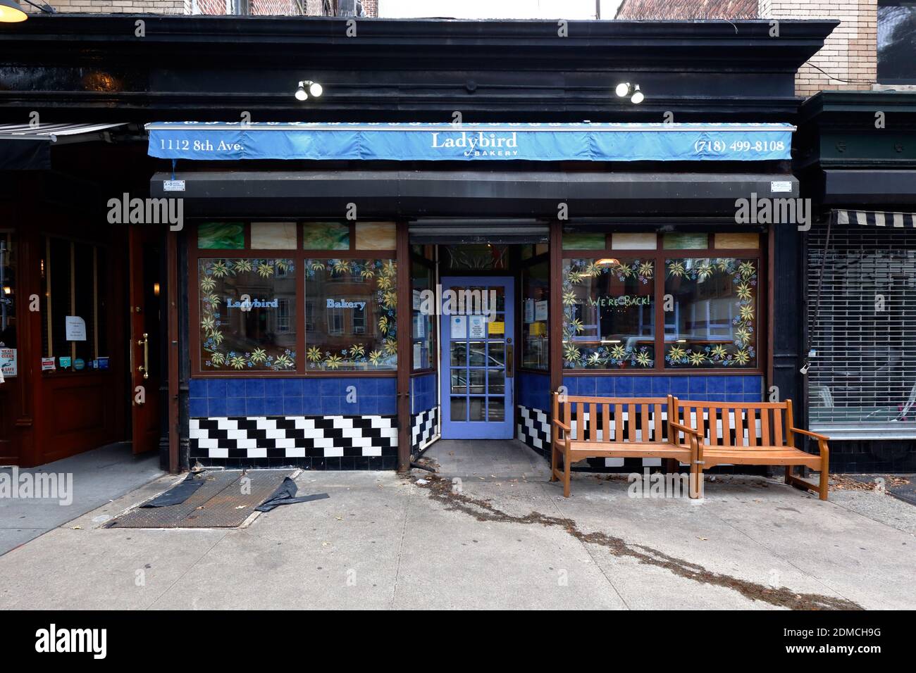 Ladybird Bakery, 1112 8th Avenue, Brooklyn, NY. Außenfassade einer Bäckerei und eines Cafés in der South Slope Nachbarschaft. Stockfoto
