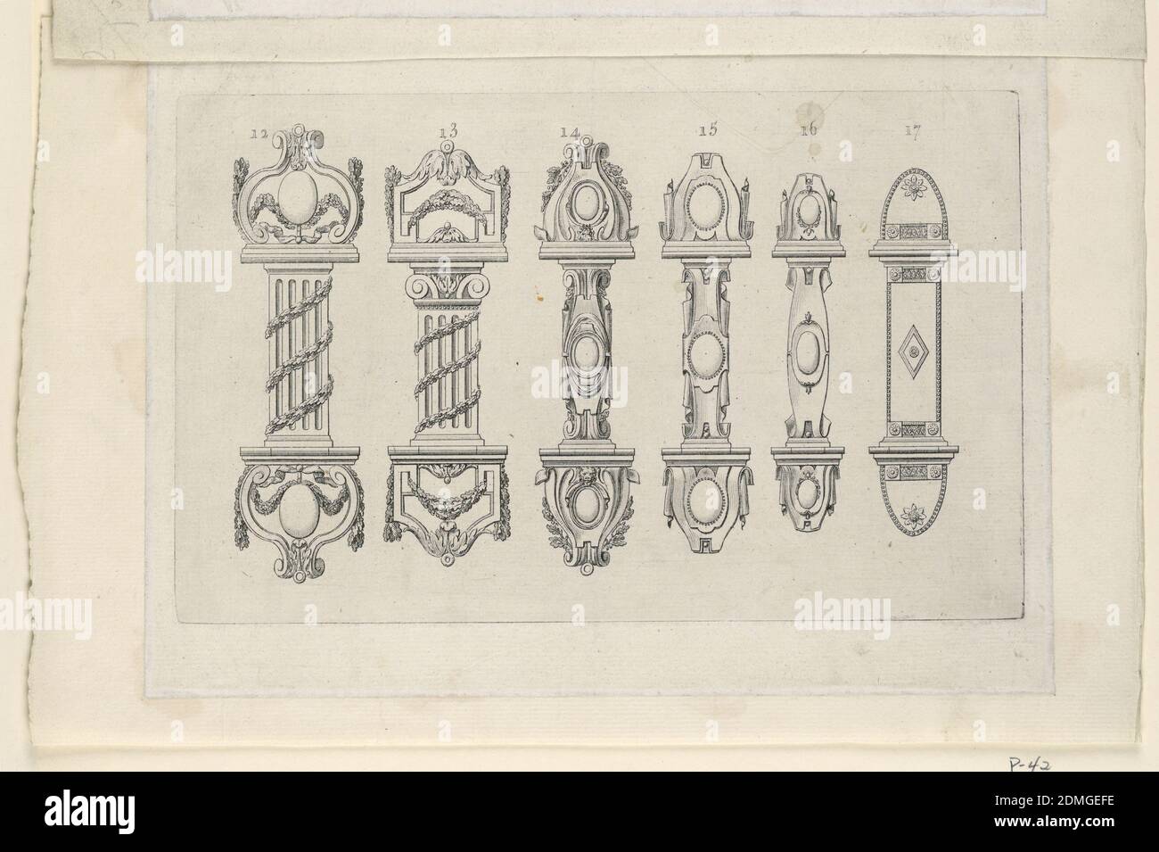Entwurf für sechs Metallbuchklammern, Gravur mit Radierung auf Papier, die Entwürfe sind nummeriert 12 bis 17. Die beiden ersten Deisgns zeigen geriffelte Pilaster, um die Girlanden gewickelt sind. Die drei nächsten Entwürfe zeigen Scrollwork-Motive., Frankreich, 1780-1800, Print Stockfoto
