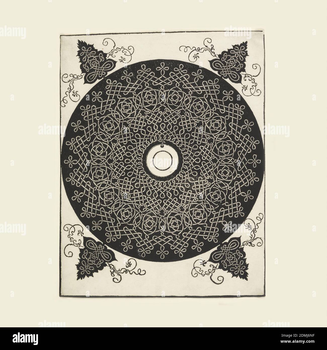 The Third Knot (Interlace Pattern with White Medallion), Albrecht Dürer, deutsch, 1471–1528, Holzschnitt auf cremeweißem Papier, filigranes, kreisförmiges Design mit kreisförmigem Mittelmotiv., Deutschland, ca. 1506-7, Ornament, Druck Stockfoto