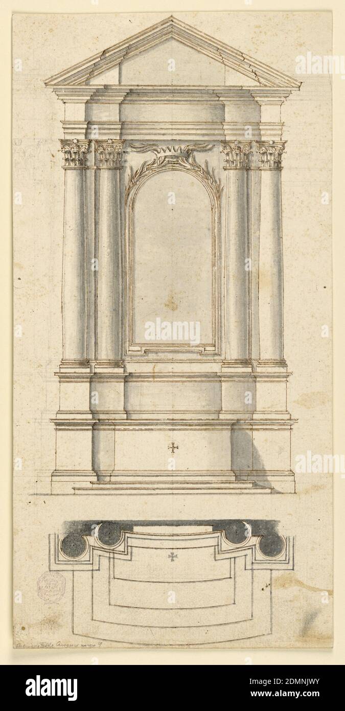 Projekt für einen Altar, Bleistift, Pinsel, Stift, Sepia und graue Wasserfarbe auf Papier, Vertikale Komposition eines Altars mit drei Schritten. Die mensa und die Innensektionen des Dado und die Basis des Retisches sind gekrümmt. Oben auf dem Rahmen des Bildes ist eine Krone, die wie eine Nadel für die Lorbeerbäste aus dem oberen Teil des Rahmens sprießen dient. Unten ist der Plan sichtbar. Es gibt ein aedicula Schema mit eingebetteten Säulen Unterstützung der entabulature und dreieckigen Giebel., Rom, Italien, 1700–1750, Architektur, Innenräume, Zeichnung Stockfoto