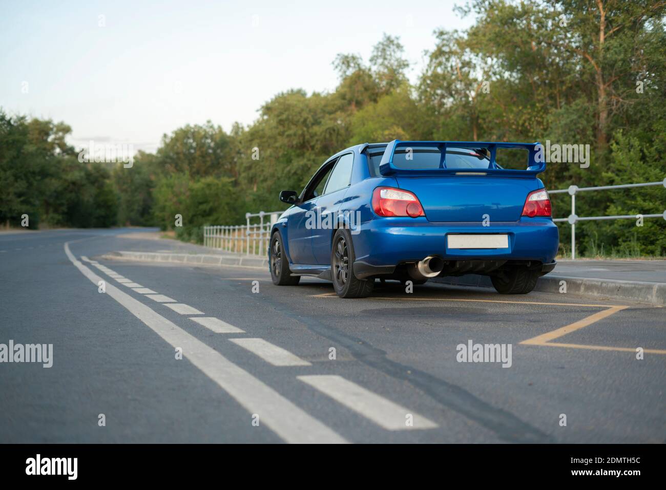 travel by car, vehicle parked, stopped on the highway Stockfoto