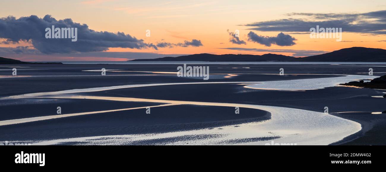 Geschwungene Kanäle in der Luskentire Mündung, Isle of Harris Stockfoto