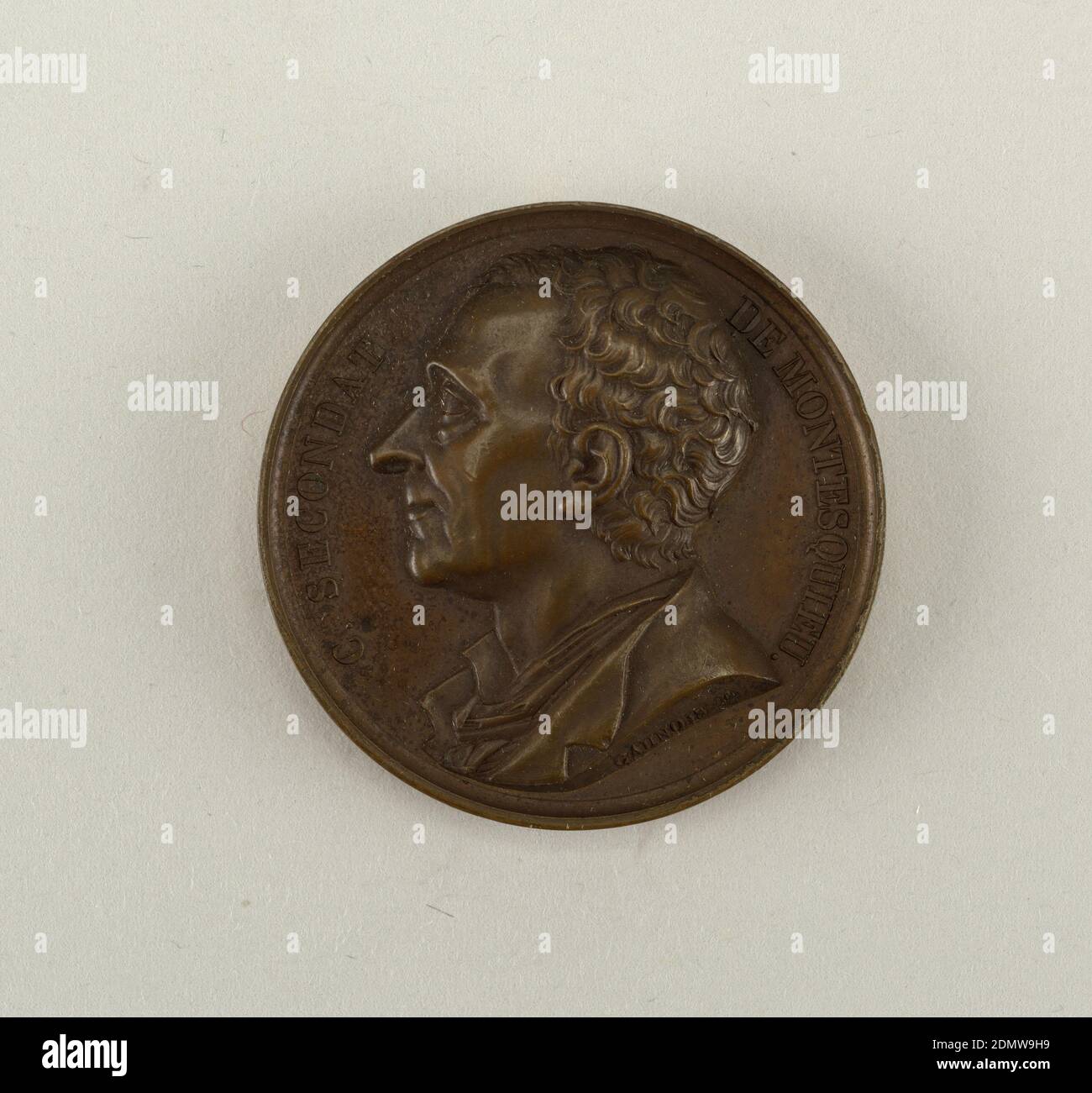 Galerie métallique des grands hommes français (große Männer Frankreichs), François Augustin Caunnois, Französisch, 1787 - 1859, Bronzeguss, Büste von Charles-Louis de Secondat, Baron de La Brède et de Montesquieu (1689 –1755)., Frankreich, 1817, Metallarbeiten, Dekorative Künste, Medaille, Medaille Stockfoto