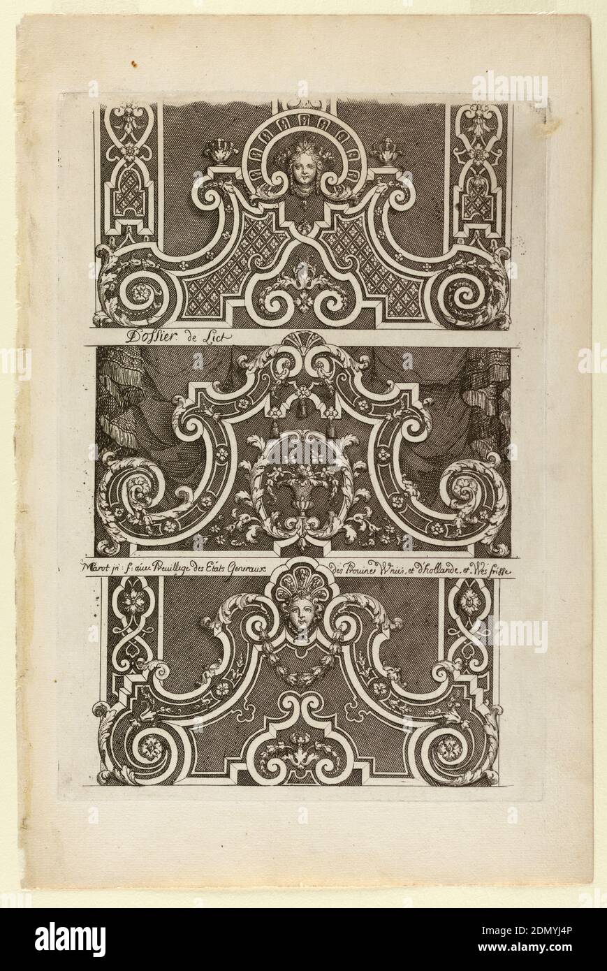 Entwürfe für Kopfteile, Daniel Marot, französisch, tätig in den Niederlanden und England, 1661–1752, Radierung und schwarze Tinte auf weißem Papier, drei Entwürfe für verzierte Kopfteile. Jedes Kopfteil hat komplizierte geschwungene Details überall, und alle enden in zwei Voluten auf der Seite., Niederlande, Niederlande, ca. 1700, Möbel, Druck Stockfoto