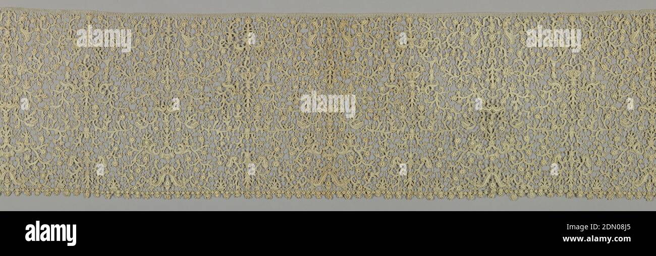 Border, Medium: Leinen Technik: Nadel Spitze, neunzehnten Jahrhundert Rosepunkt in Muster des siebzehnten Jahrhunderts Kandelaber Typ mit schmalen Einfassung auf einer Seite von "Rosen." Gearbeitet in Ecru Faden., Burano, Italien, Ende des 19. Jahrhunderts, Spitze, Grenze Stockfoto