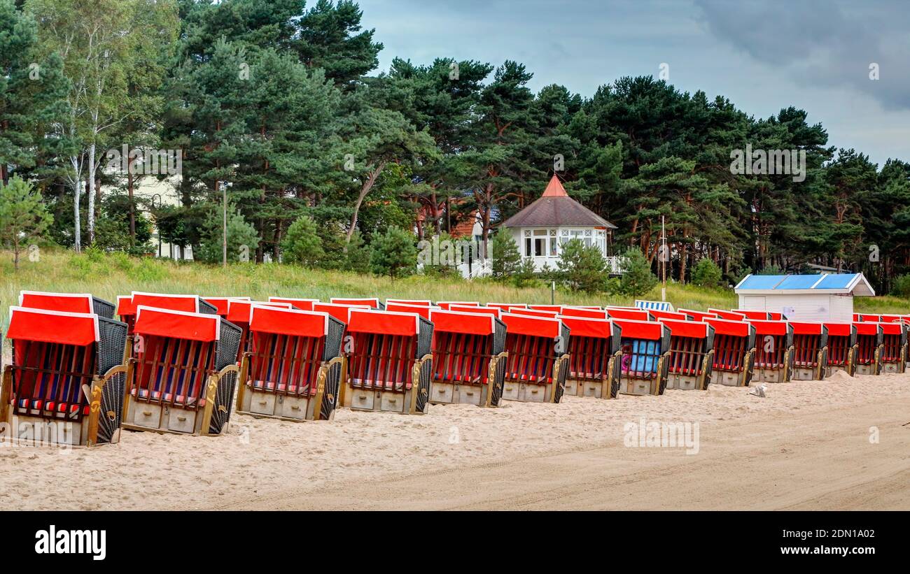 Beach Baskets (Strandkorb), Binz, Insel Rügen, Deutschland Stockfoto